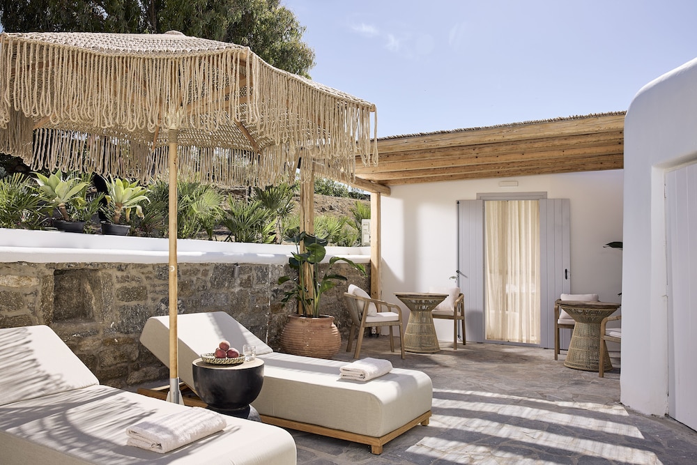 Sharm Hotel Mykonos 72/100