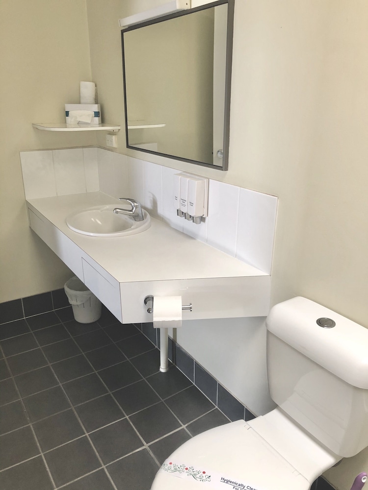 Biloela Centre Motel 42/46