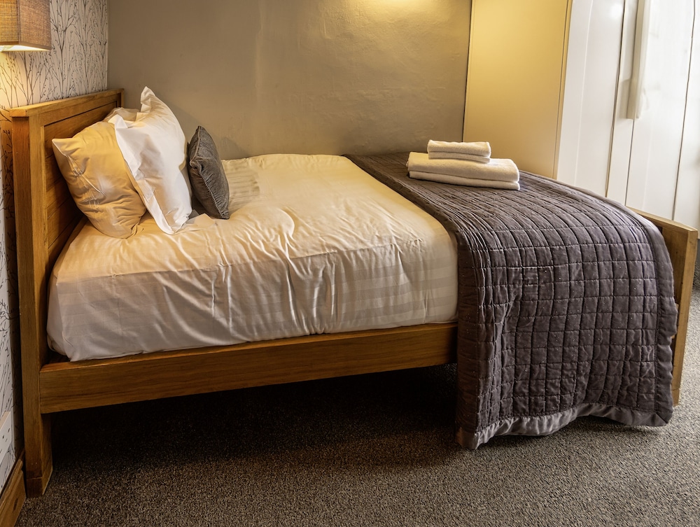 Room at The Green Dragon at Bedale by OYO, Bedale