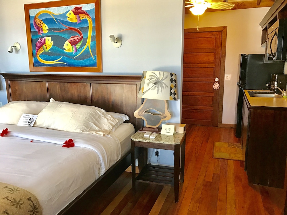 Maya Beach Hotel 15/82