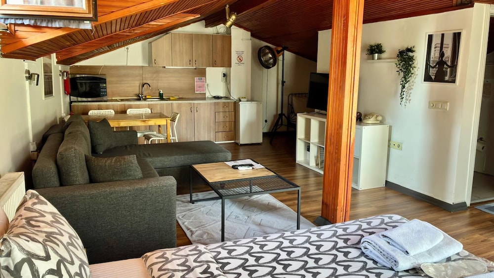 Flats Company - Karakoy Apartment 40/70