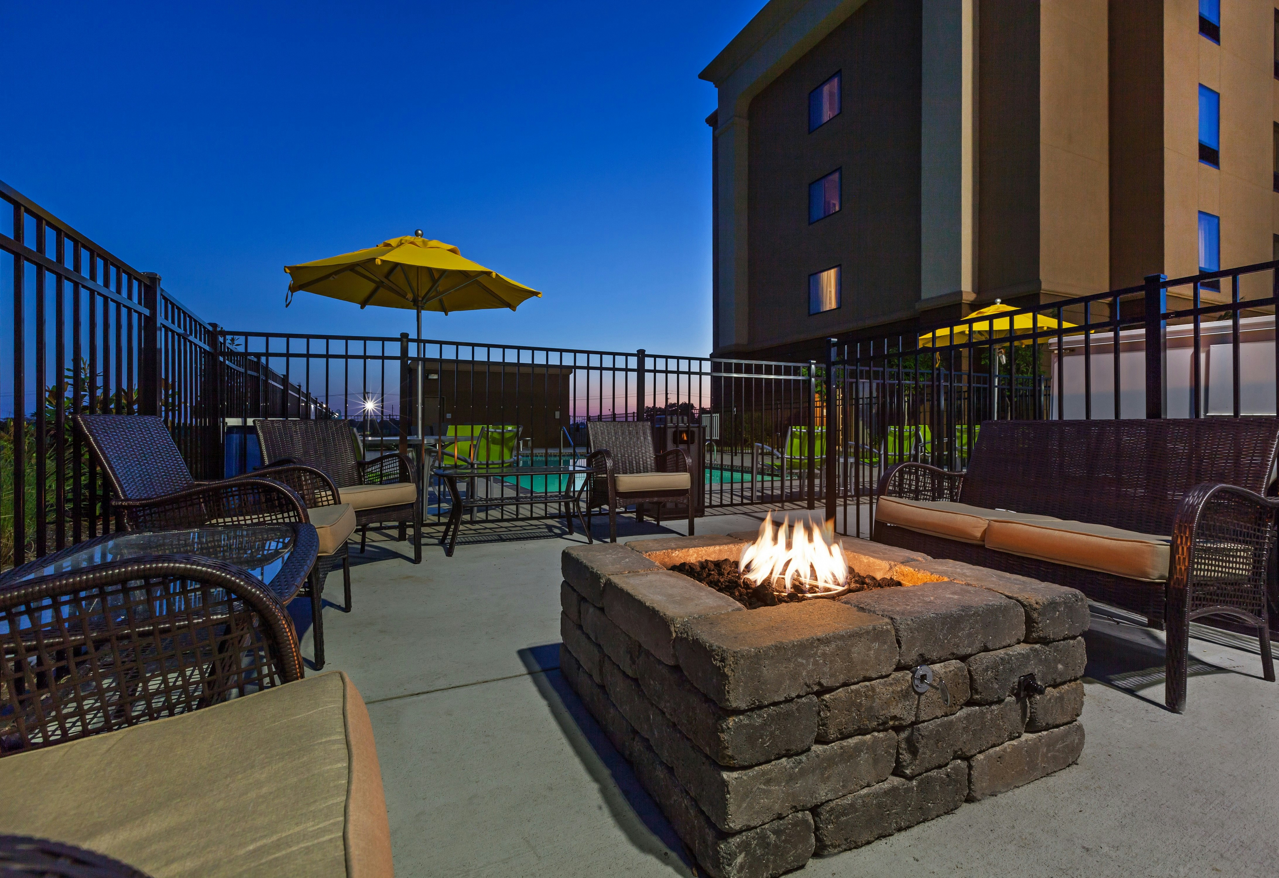 Hampton Inn Marion, AR 16/36