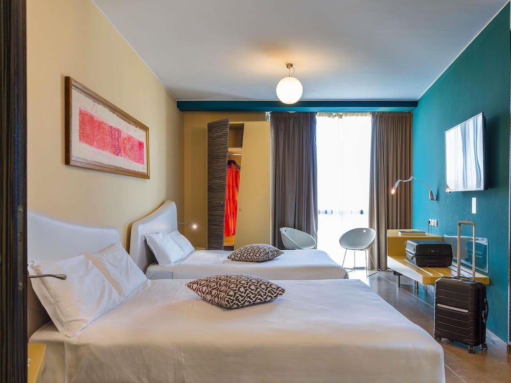 Ibis Styles Catania Acireale 19/75