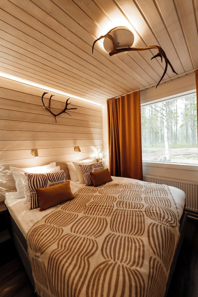Aito Igloo & Spa Resort 24/40