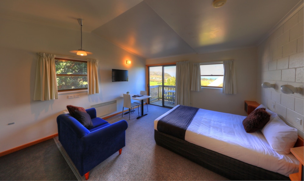 Stanley Seaview Inn 16/33