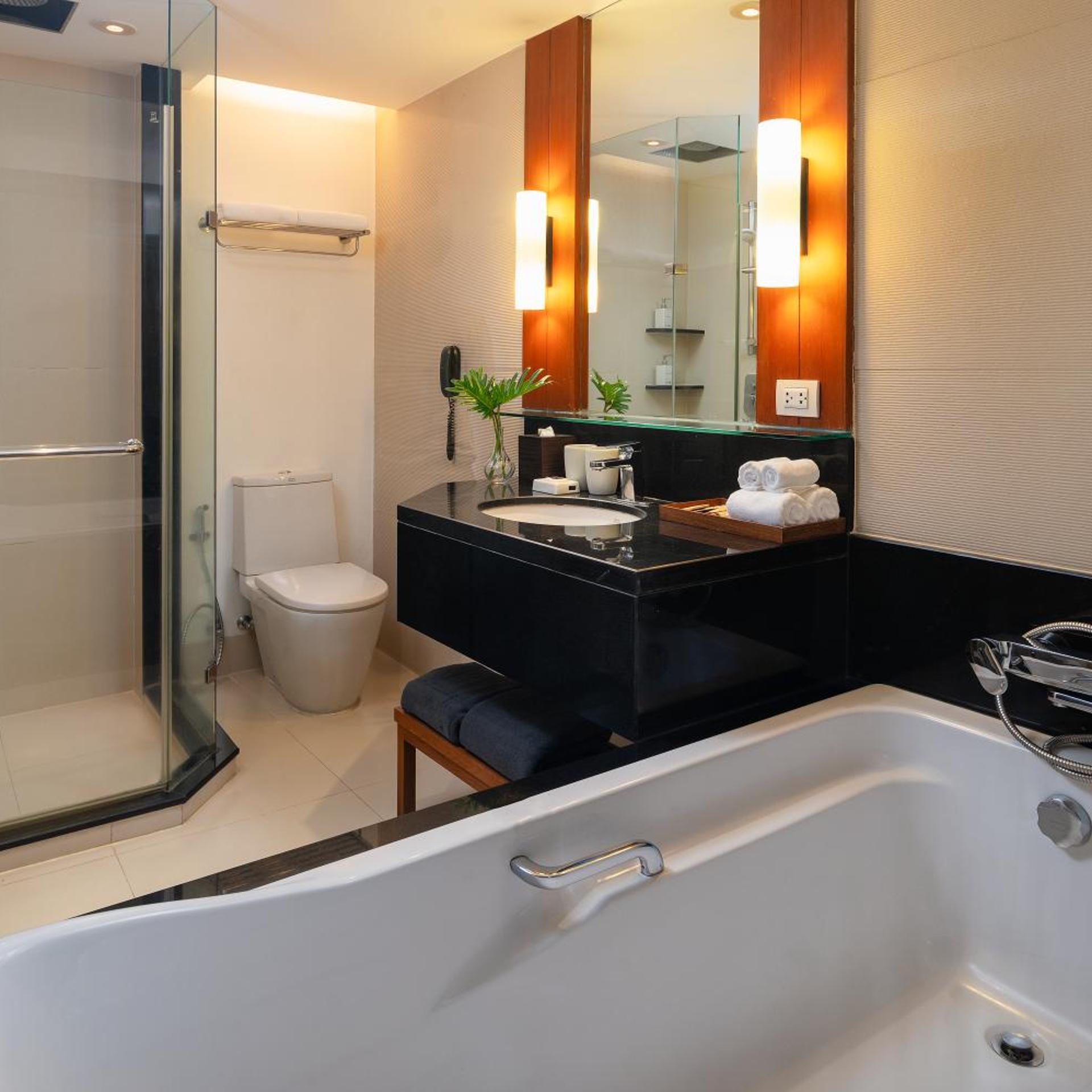 استوديو ديلوكس بسرير كينج، Woodlands Suites Serviced Residences 7/8