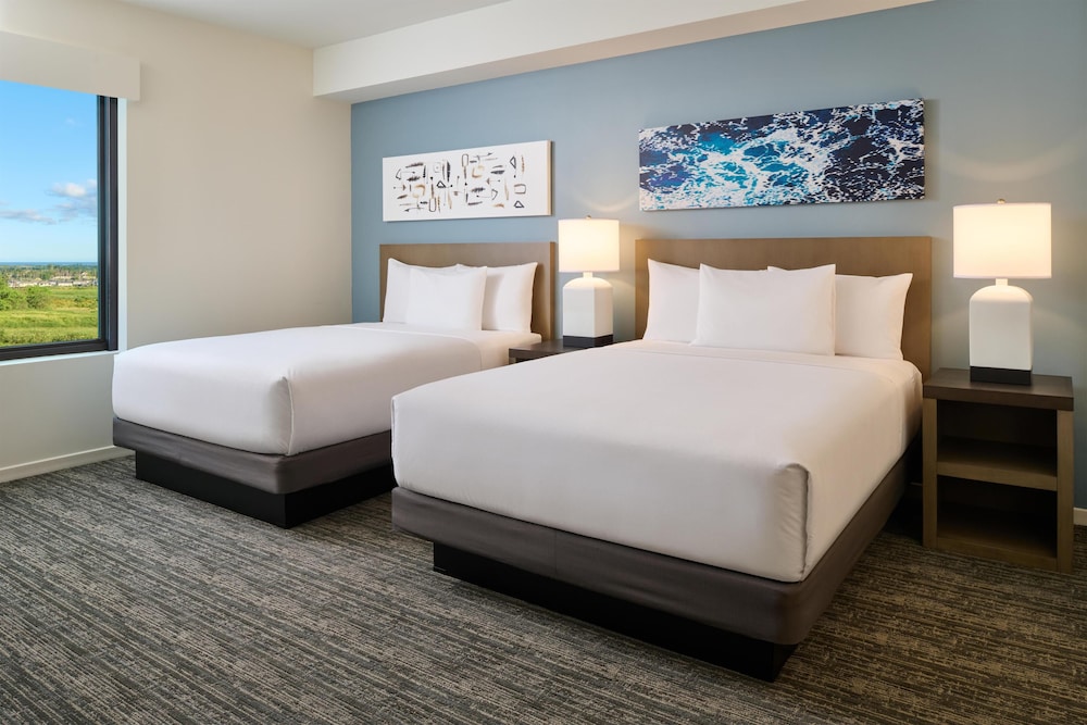 Hyatt Place at Ho'opili 30/50