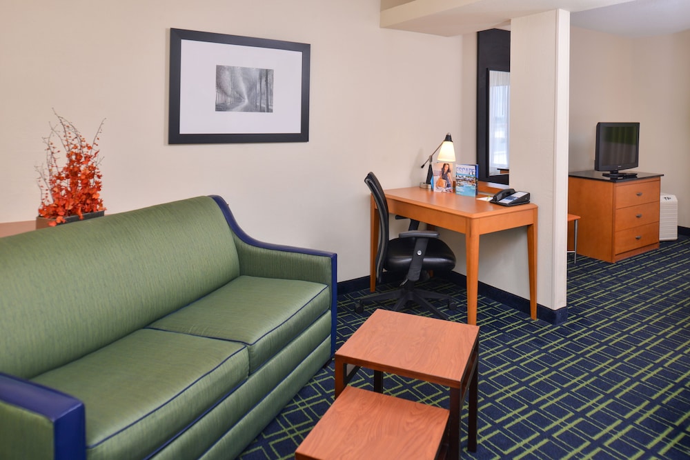 Fairfield Inn Suites By Marriott Gulfport 40/54