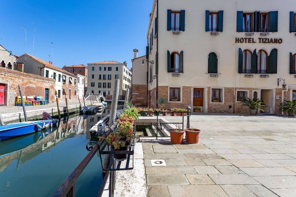 Hotel Tiziano 64/72