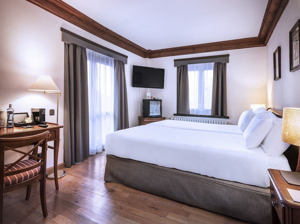 Melia، Hotel de Tredos Baqueira Affiliated by Melia 2/4