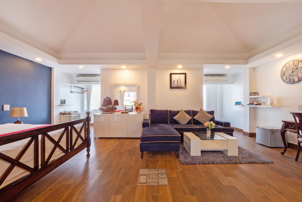 Capital O 75379 Sabai Living Pattaya 36/50