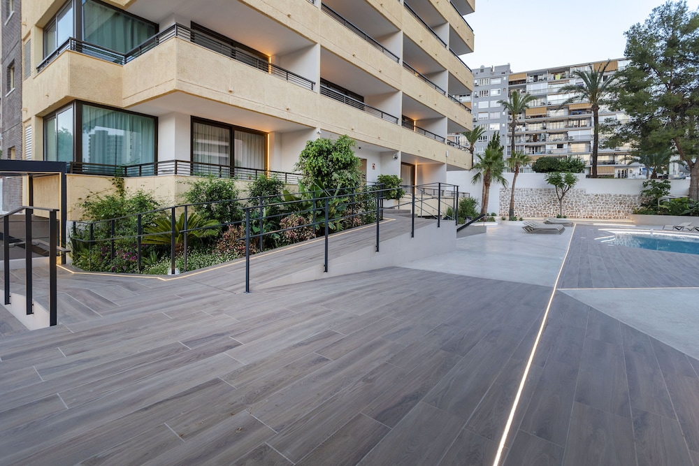Halley Hotel & Apartments Affiliated by Melia 27/36