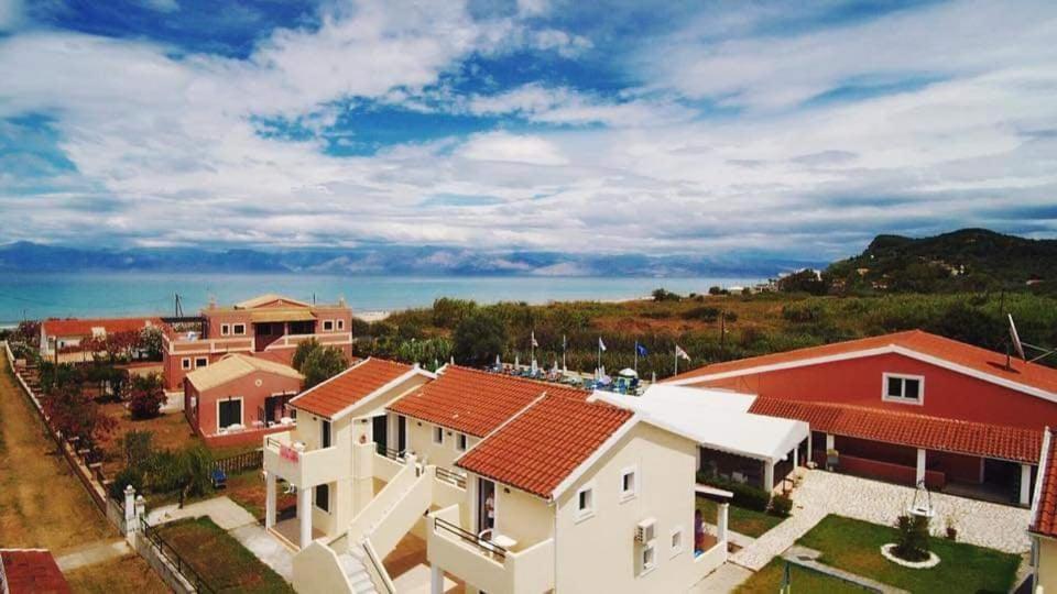 Monika Hotel Apartments 51/55