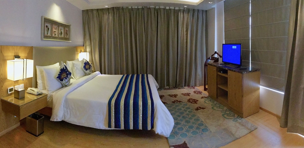 Ramada by Wyndham Ghaziabad Vasundhara 18/53