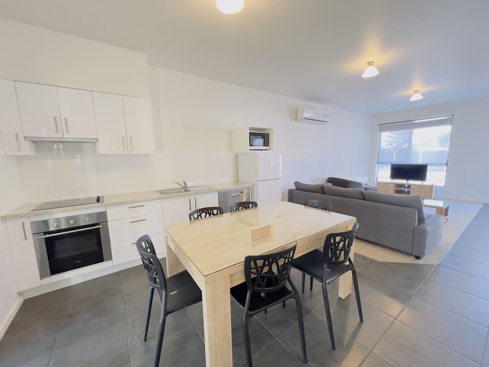 Port Fairy Motor Inn 47/63