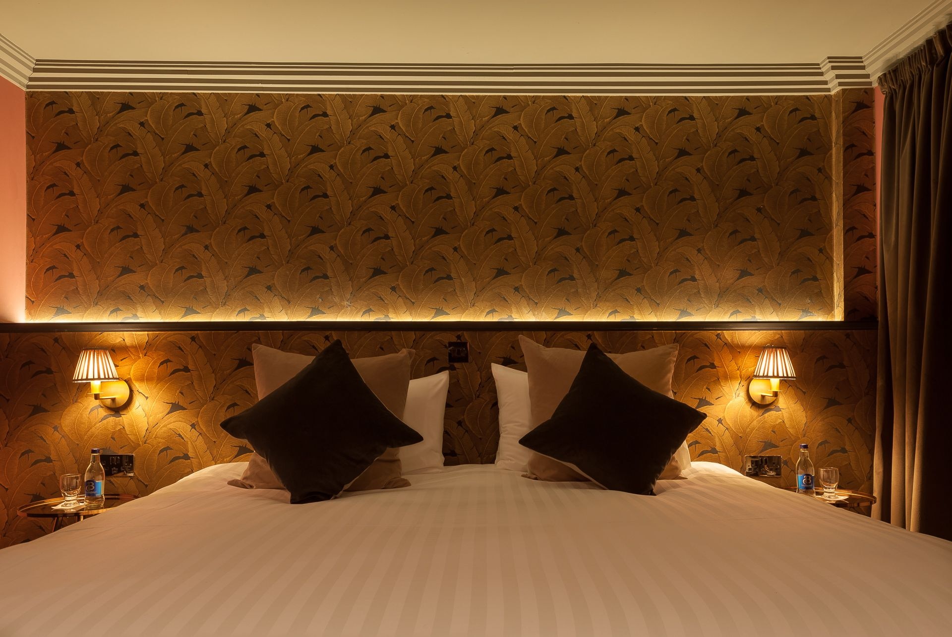 CLASSIC, DOUBLE BED