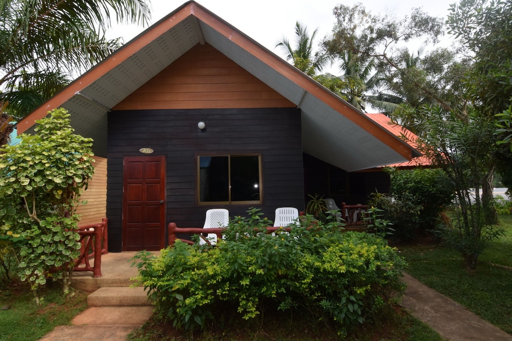 Mild Garden View Resort 4/55