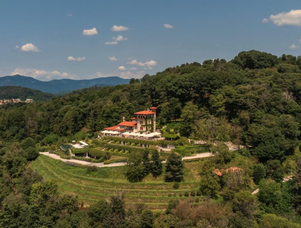 Tenuta De L'annunziata 63/70