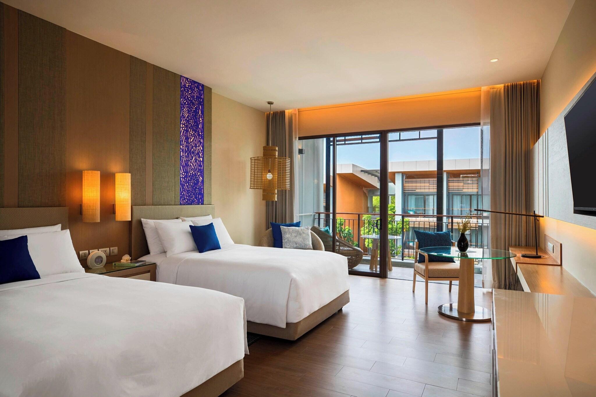 Room, Twin Beds, Resort View