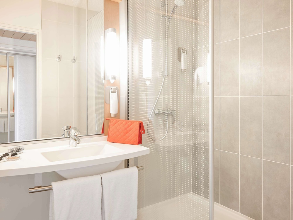 ibis Cavaillon Luberon 71/72