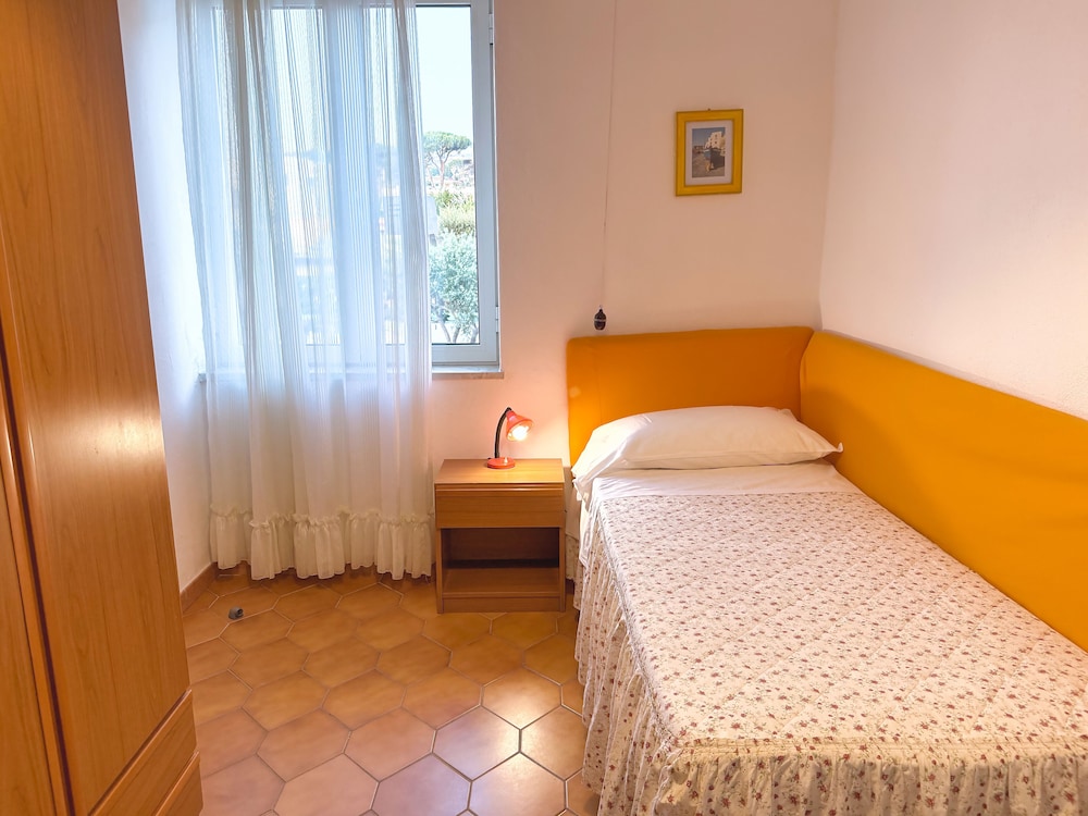 Hotel Villa Mena 14/50