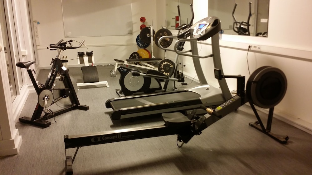 Hotell Gyllene Hornet 26/50