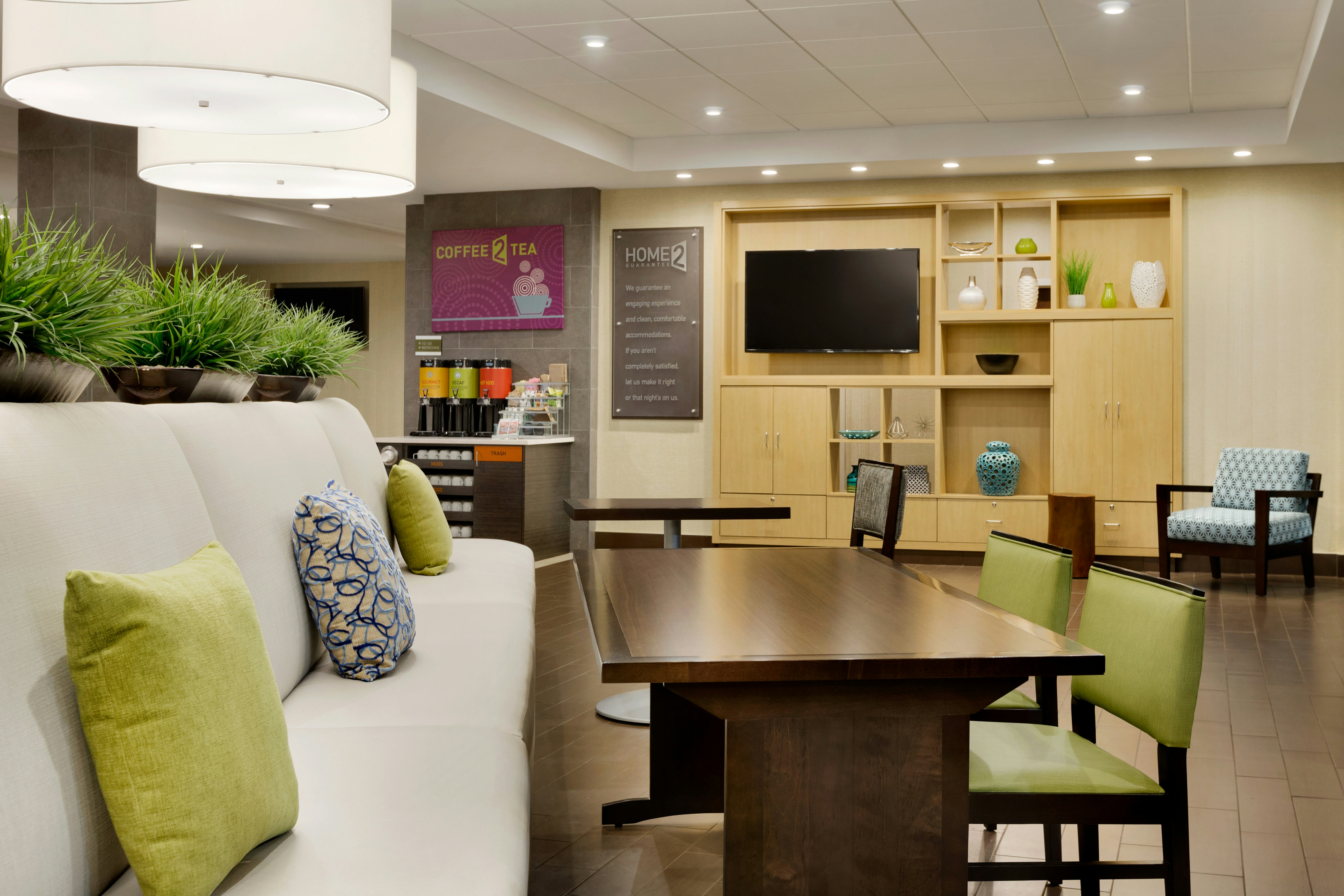 Home2 Suites By Hilton Macon I 75 North 22/41