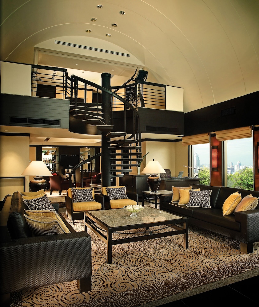 Banyan Tree Bangkok 47/71