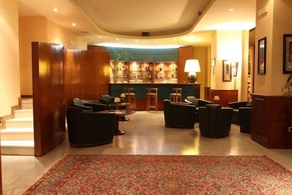 Hotel Del Campo 10/64