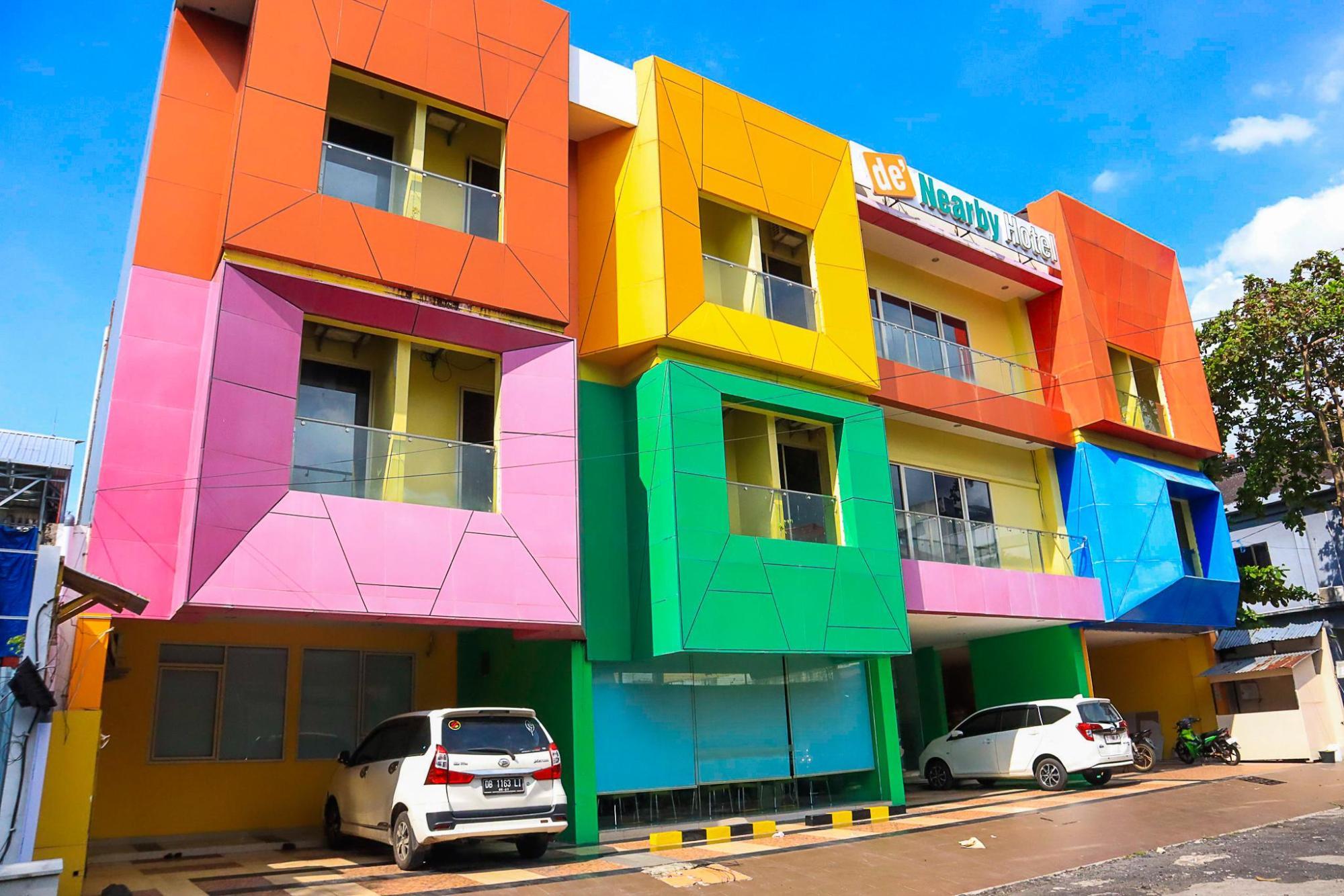 De Nearby Hotel 36/41