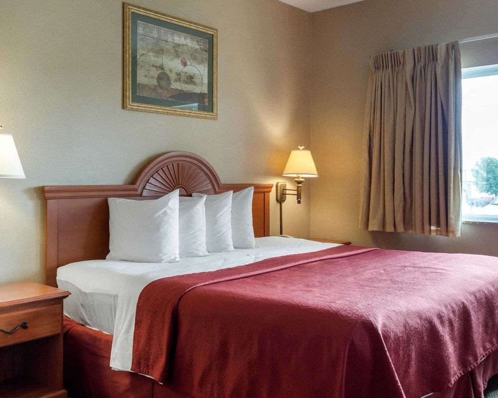 Quality Inn Brookings University 10/38