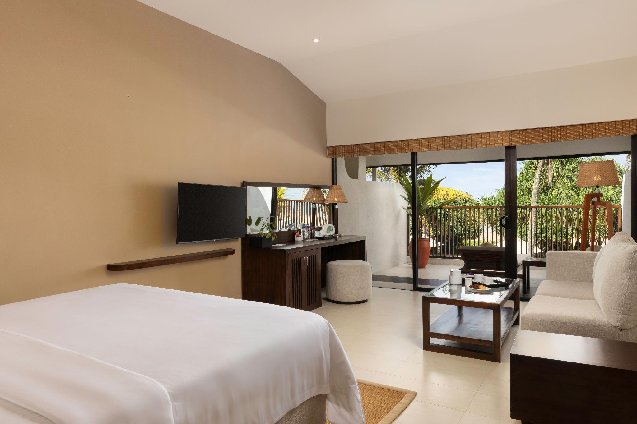 Surf, King Bed, Sea View, Balcony
