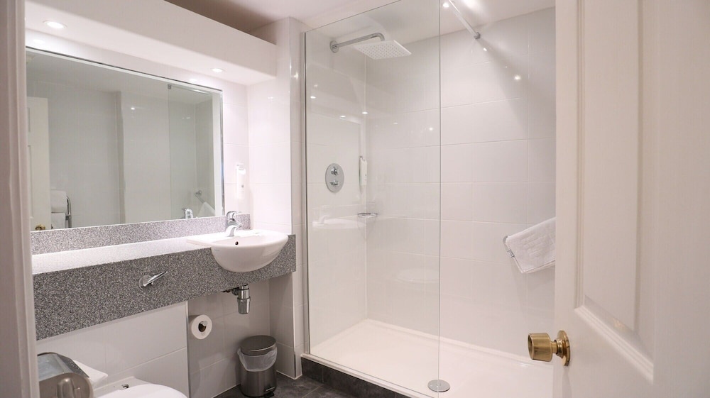 Citrus Hotel Coventry By Compass 49/50