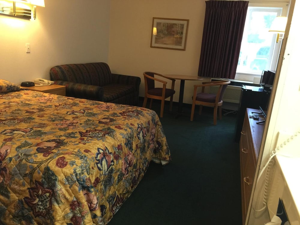 Economy Inn 24/60