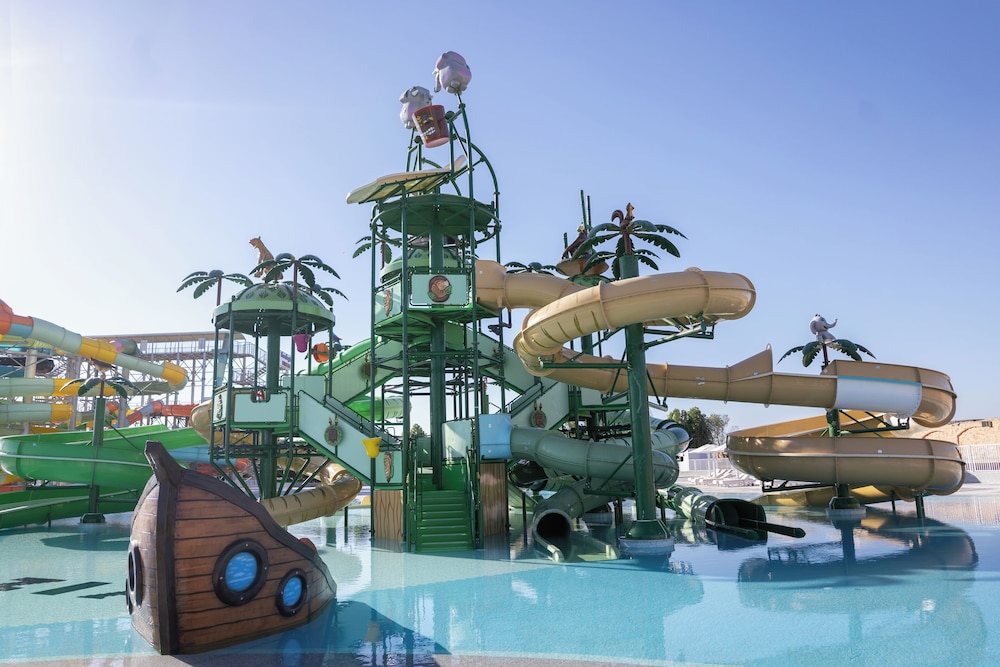 Sirena Beach Resort & Spa 30/50