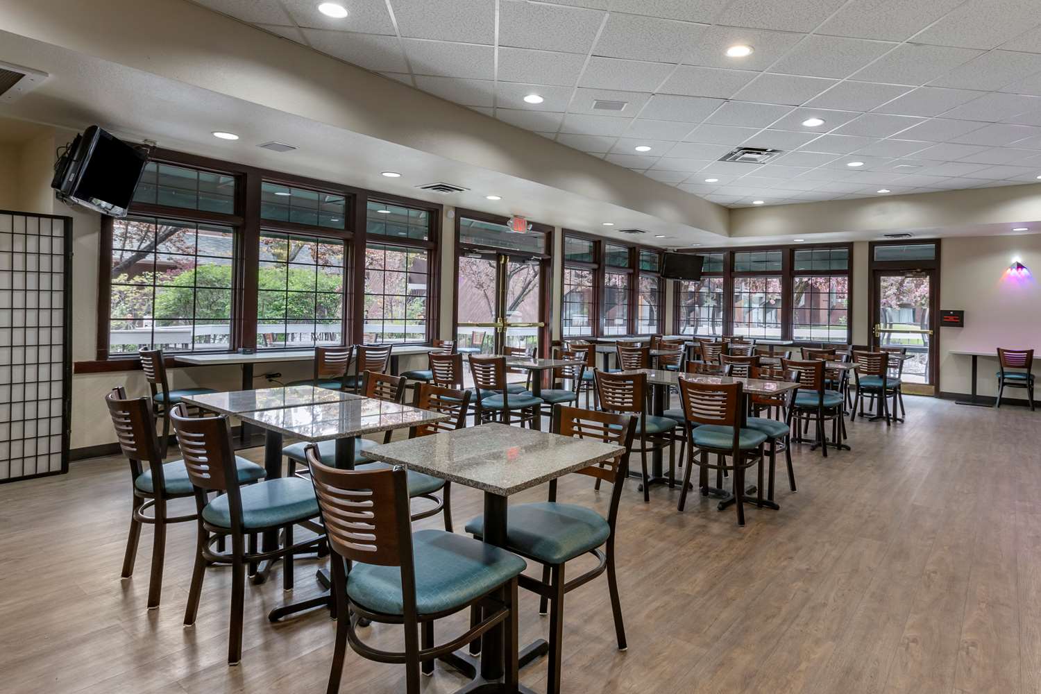 Best Western Sunridge Inn & Conference Center 29/40