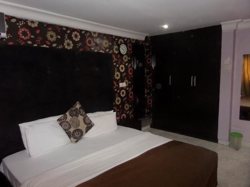 Belfem International Suites 11/31