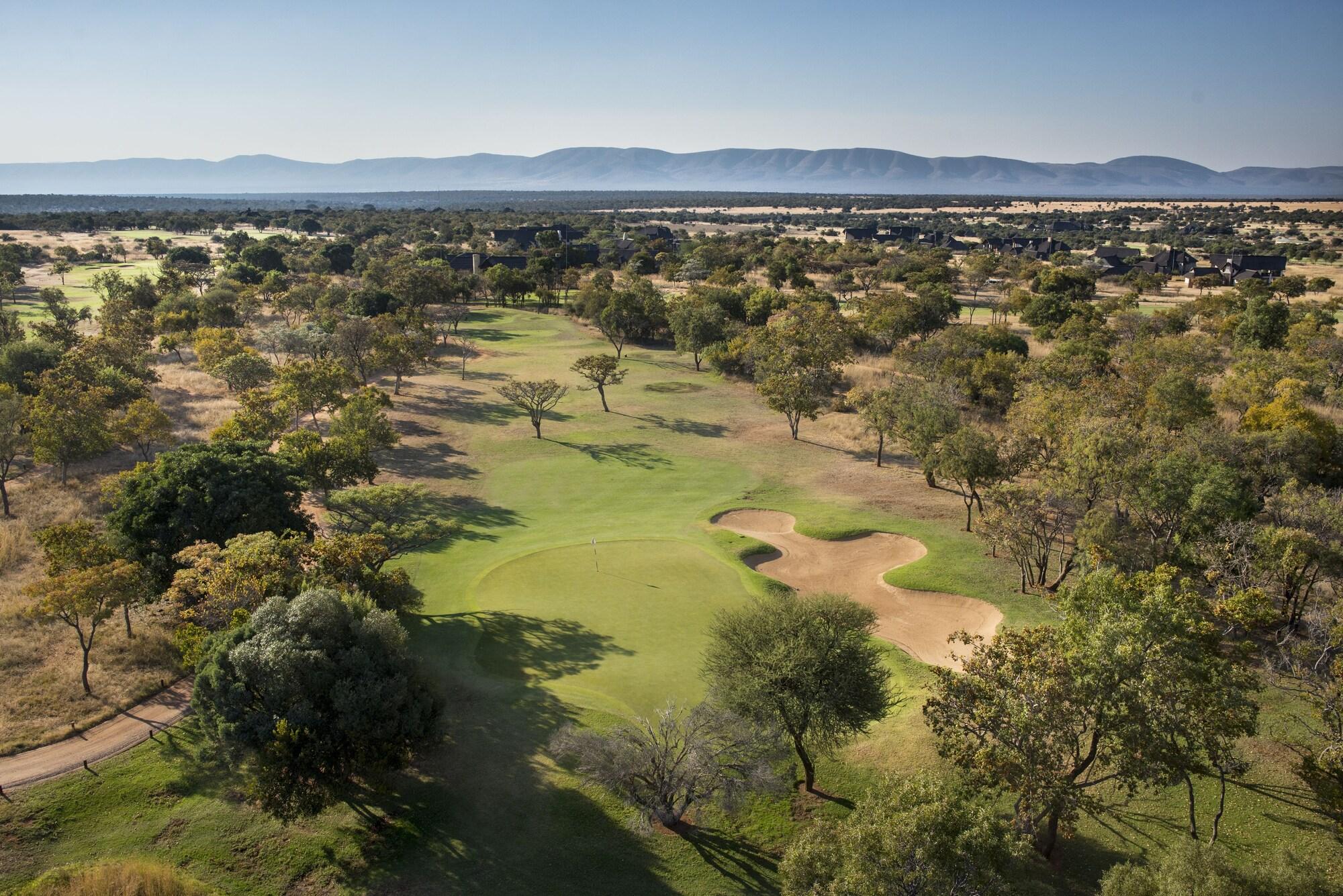 PROTEA ZEBULA LODGE 39/50