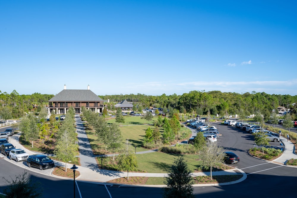 Camp Creek Inn 32/50