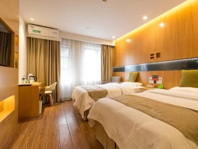 Vatica Xuzhou High Speed Railway Station Hotel 27/43