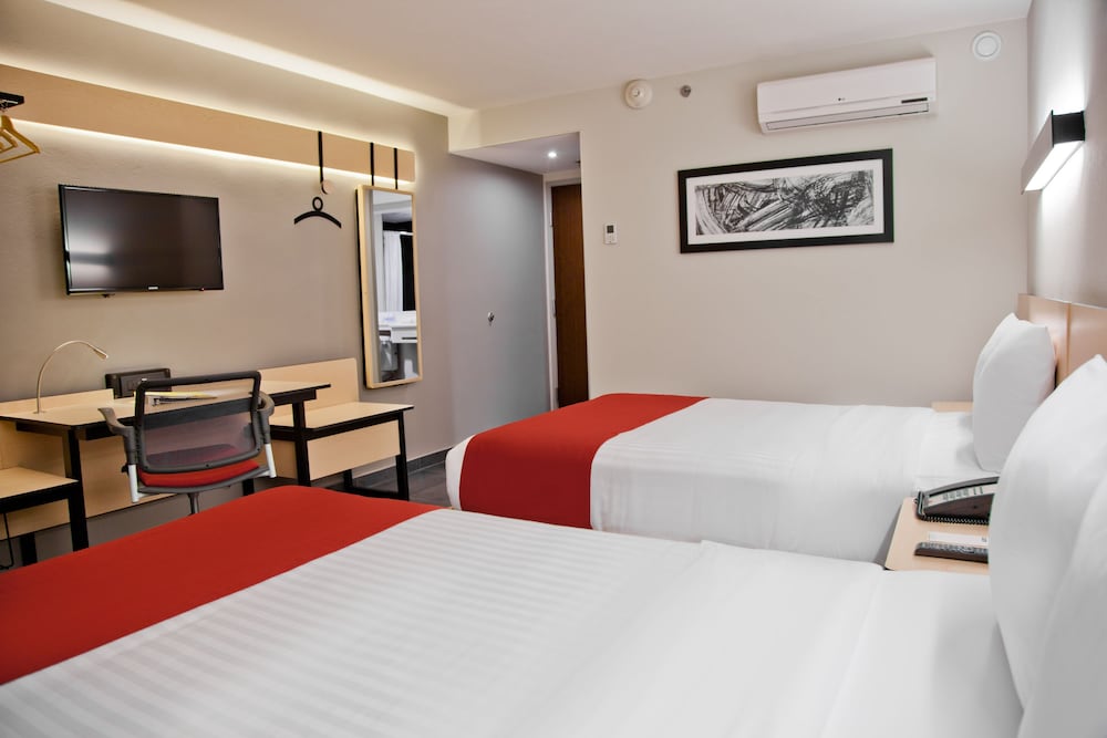 City Express by Marriott Tuxpan 12/50