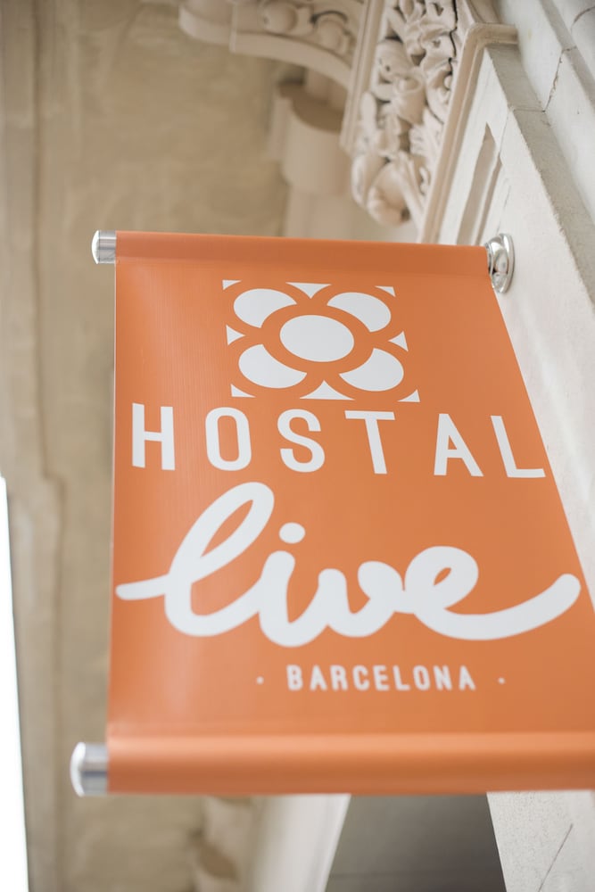 Hostal Live Barcelona 34/51