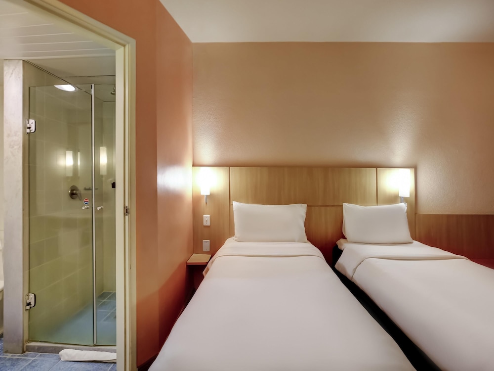 STANDARD, TWIN BEDS