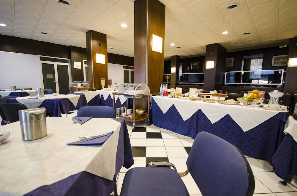 Hotel Helios 22/34