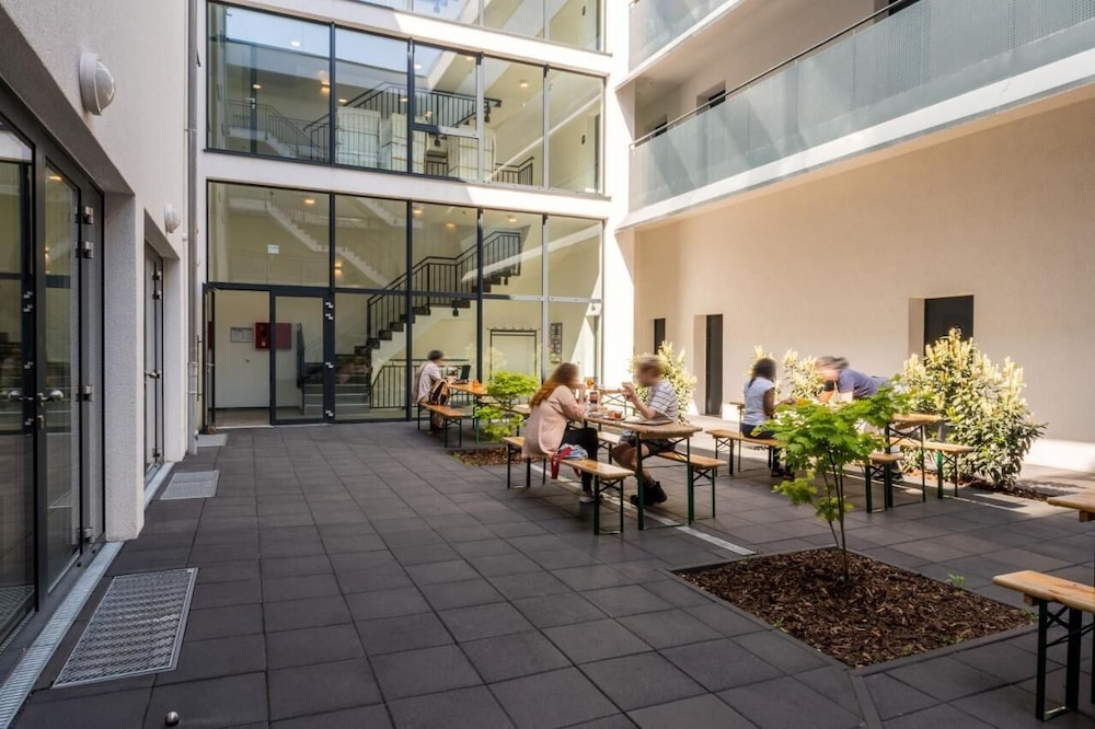 AR City Hotel Berlin 3/50