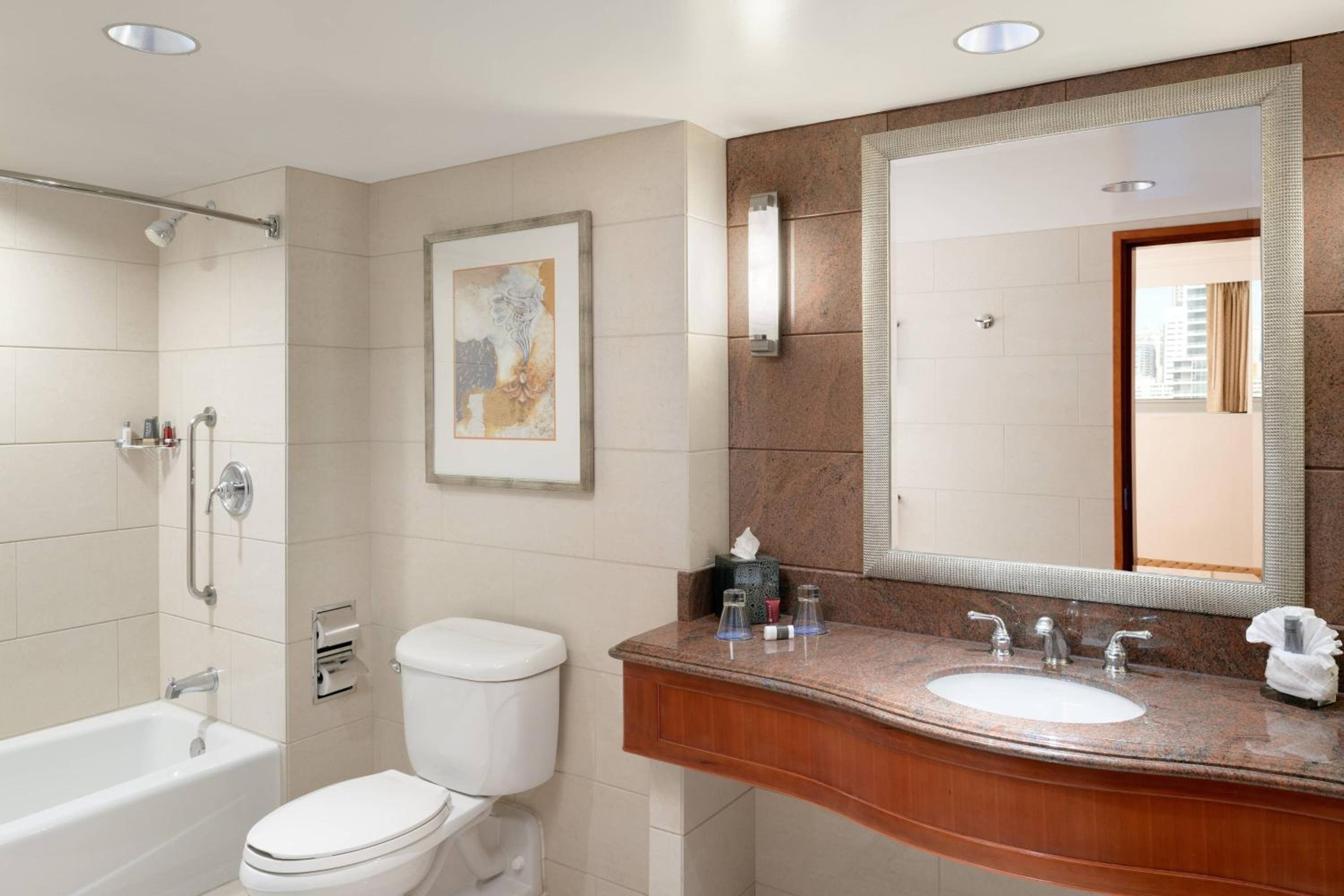Room, 2 Double Beds, Water View, High Floor، San Diego Marriott Gaslamp Quarter 3/4