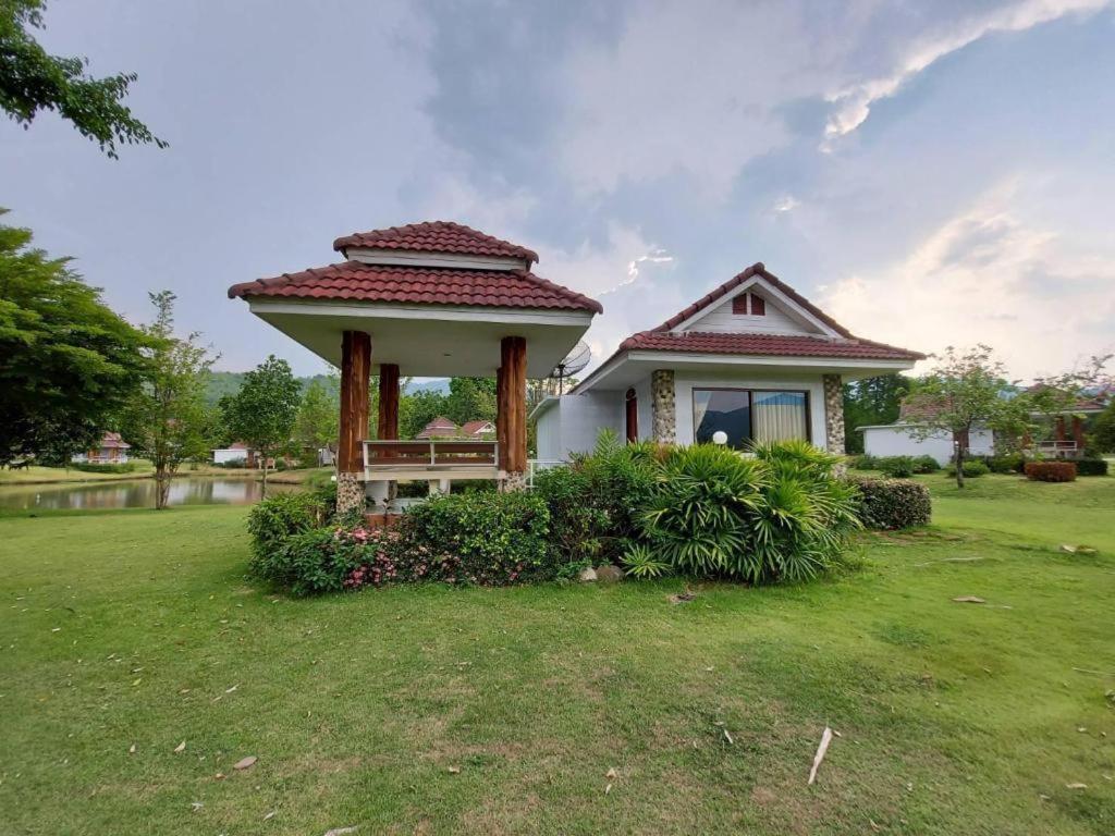 Tanaosri & Creekside Resort 55/68