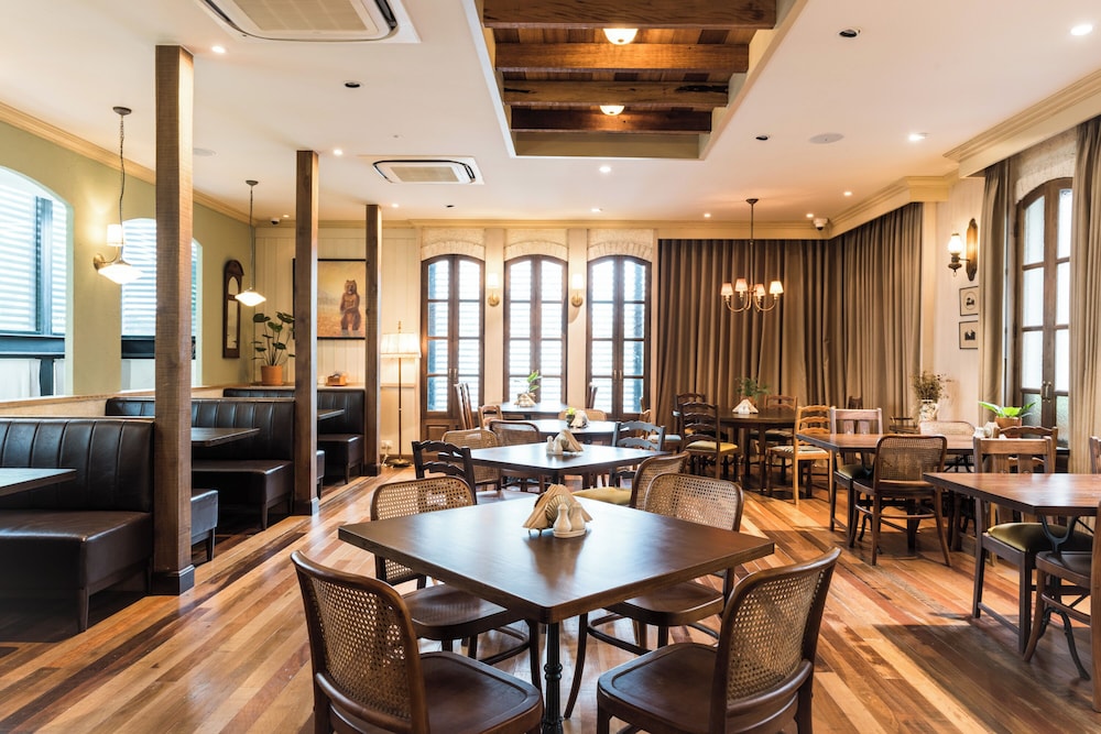 Abloom Exclusive Serviced Apartments 30/50