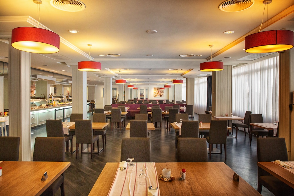 Hotel Cala Bona 60/72