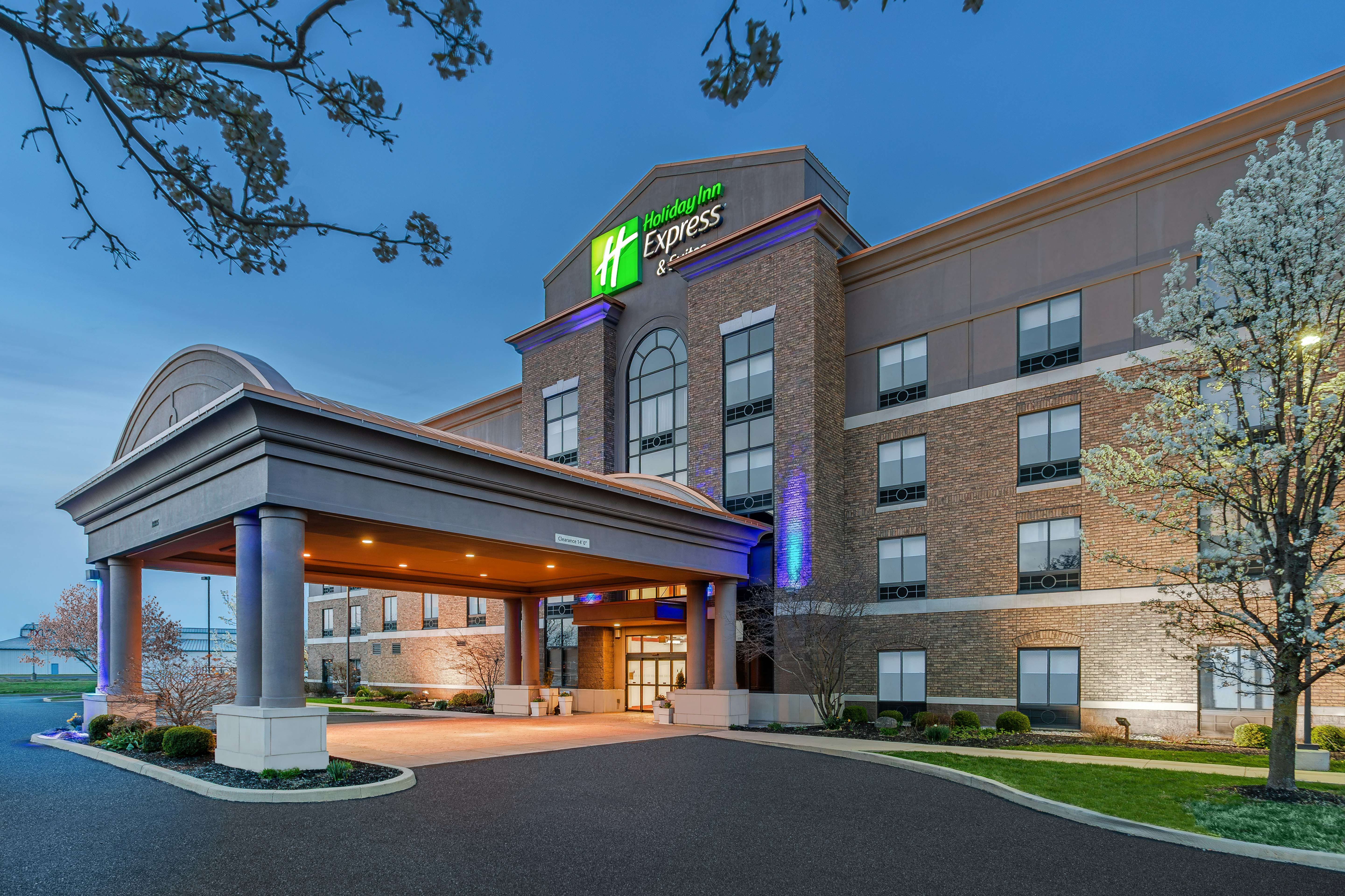 Holiday Inn Express Hotel And Suites Columbus Edinburgh 4/46